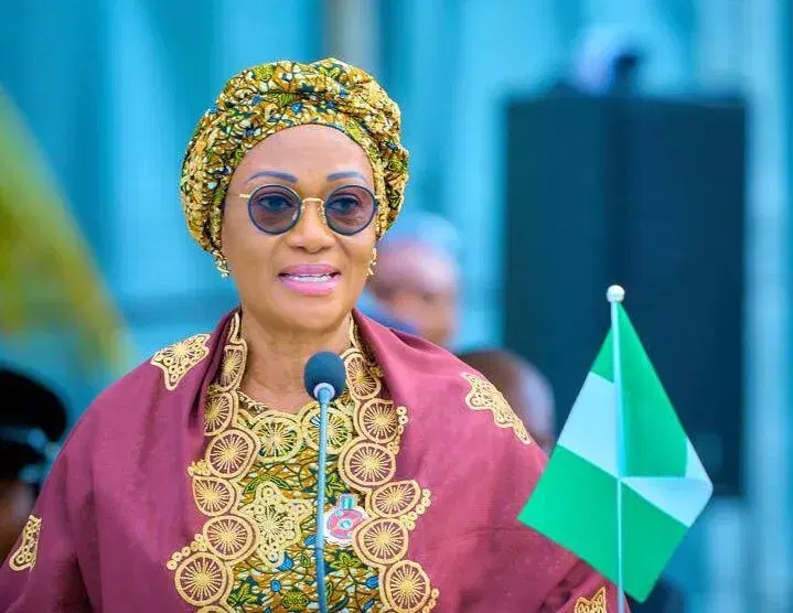 Remi Tinubu defends ‘akara’ comments, says FG supports tomato, pepper sellers