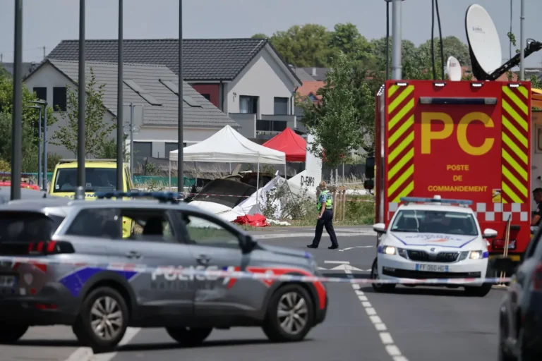 Skydiving plane crash kills 11 in France