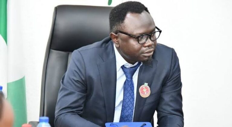 Youth Minister Hails Nigeria’s Youngest Chartered Accountant
