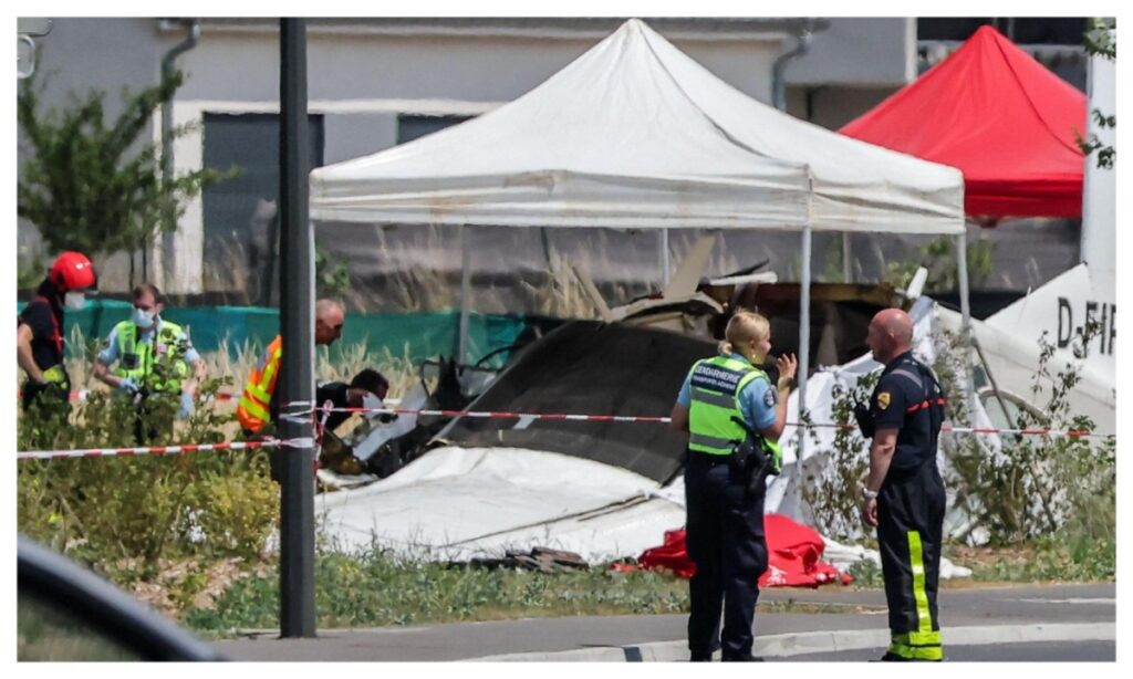 Pilot, 10 passengers die in eastern France plane crash