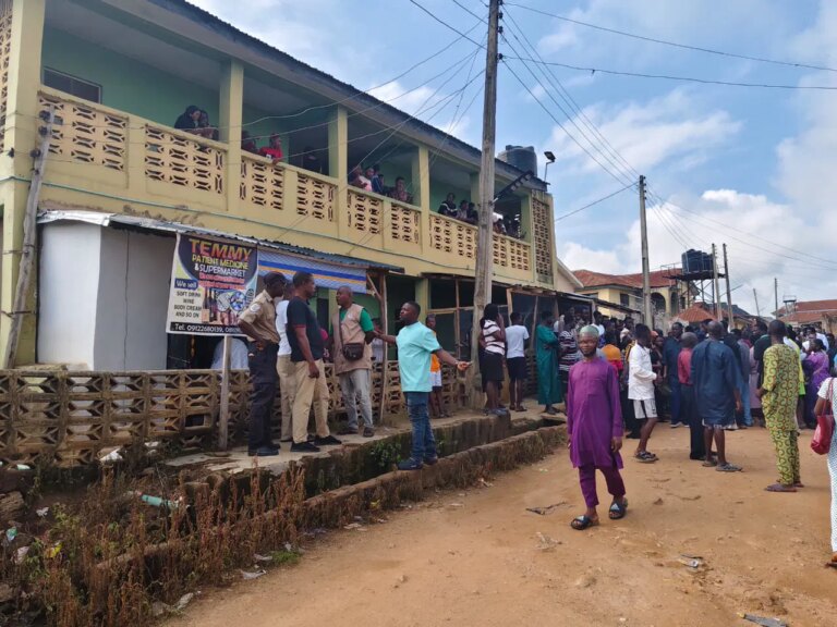 New army recruits allegedly invade UNIOSUN hostels, assault students in Osun