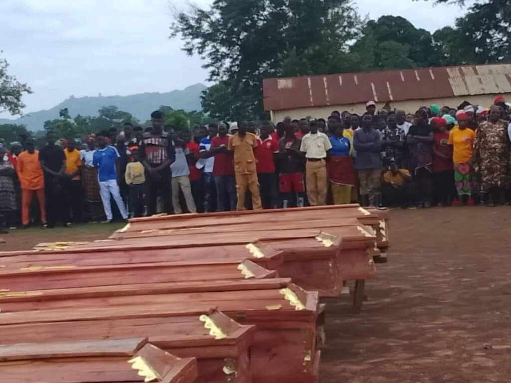 BREAKING: ‘Irigwe Nation’ Holds Mass Burial For Nine Victims Of Southern Kaduna Massacre, Including Five Children