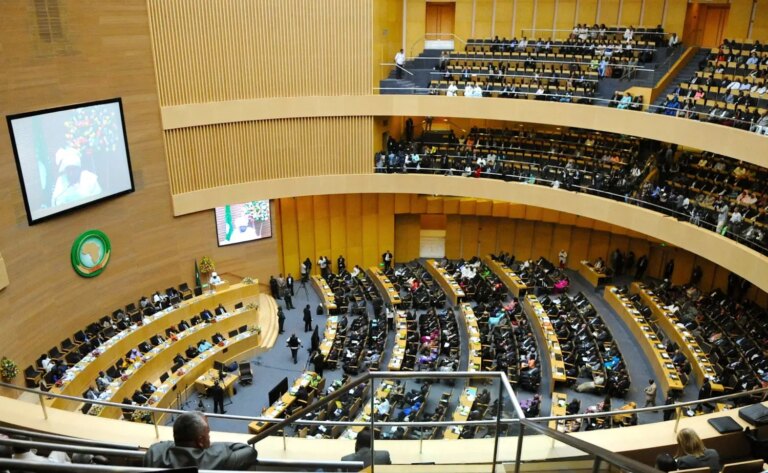 African Union calls emergency meeting as US ends Somalia army funds