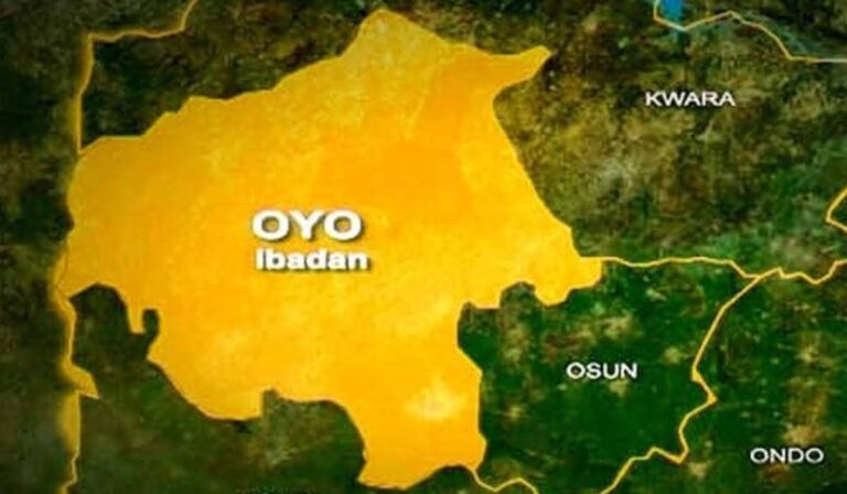 Vehicle carrying 30 bags of flour razed in Ibadan