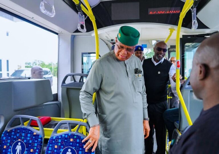 Akwa Ibom’s ₦42bn CNG bus deal: Fleet arrives, procurement details hidden