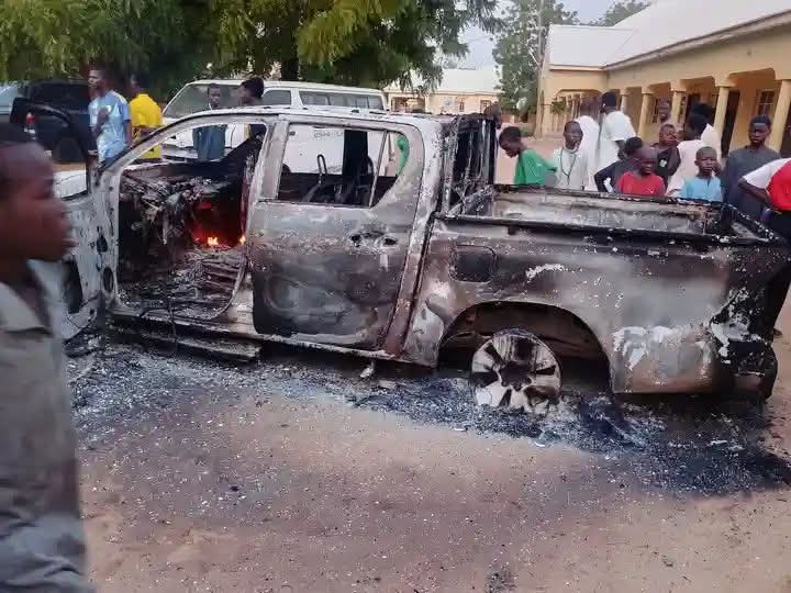 Boko Haram burns trucks, official vehicles in Yobe