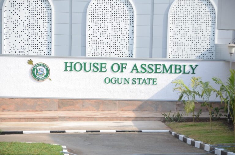 Ogun Assembly moves to strengthen judiciary, Rural roads as two bills scale second reading
