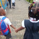 Amazing moment a toddler refuses to enter school without her friend