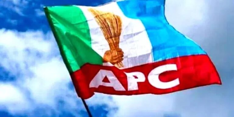 APC Presents INEC Nomination Form To Kwara Governorship Candidate