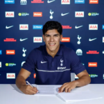 West Ham’s Fernandes joins Spurs